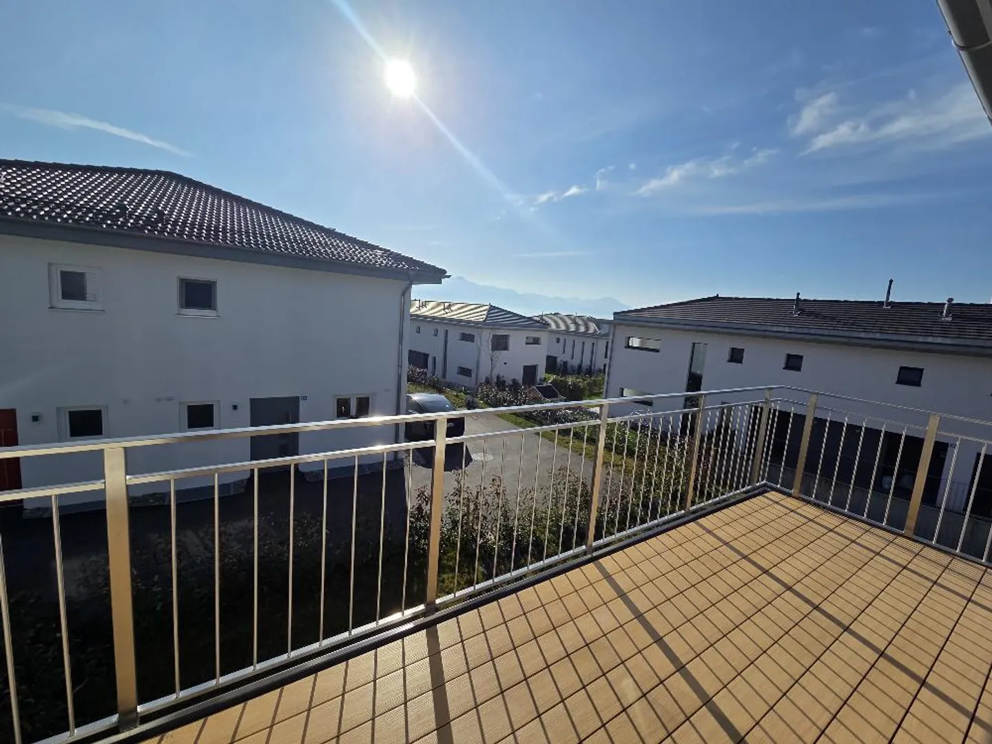 Villa moderne avec jardin - Photo 1 sur 13