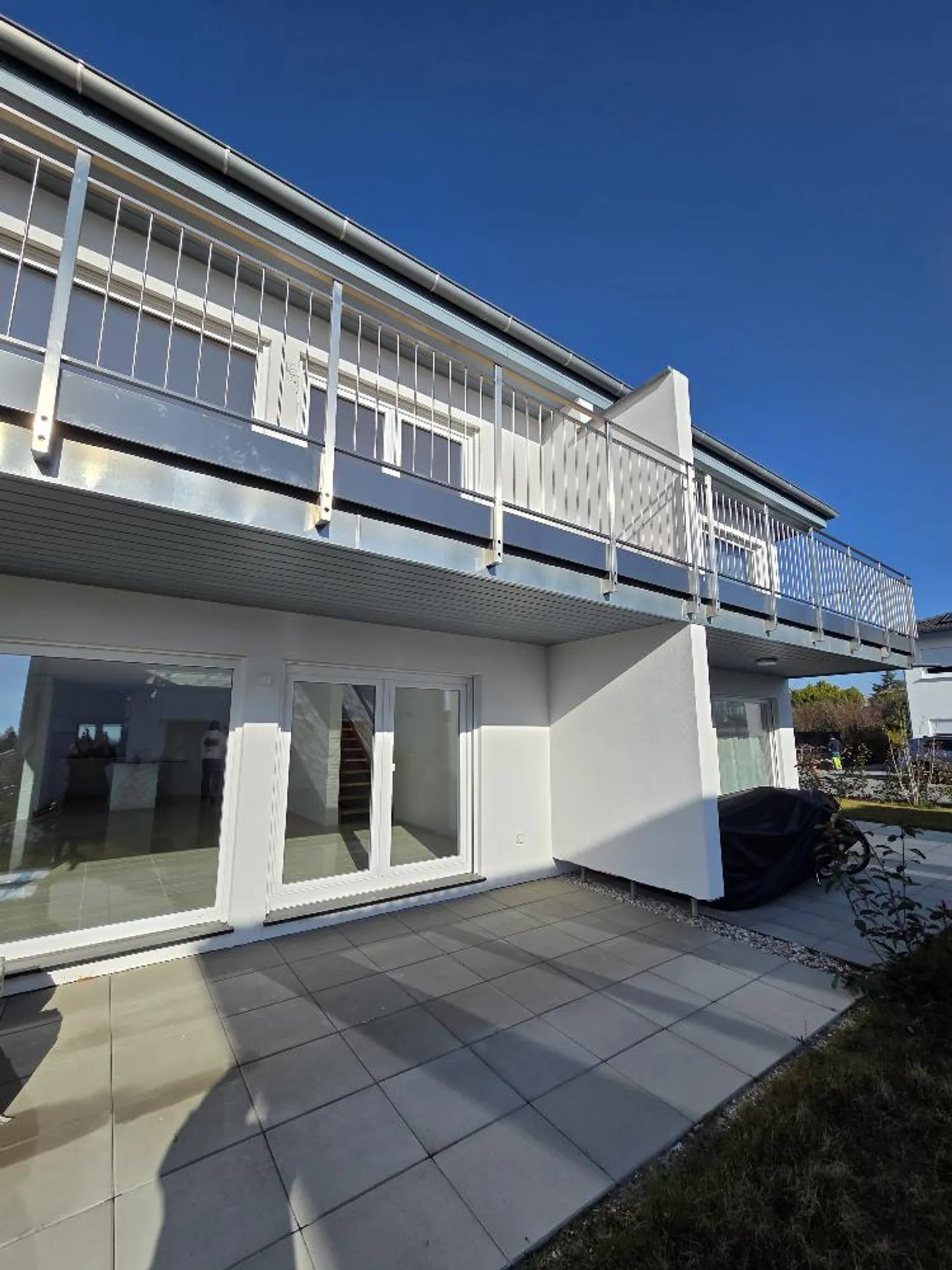 Villa moderne avec jardin - Photo 9 sur 13