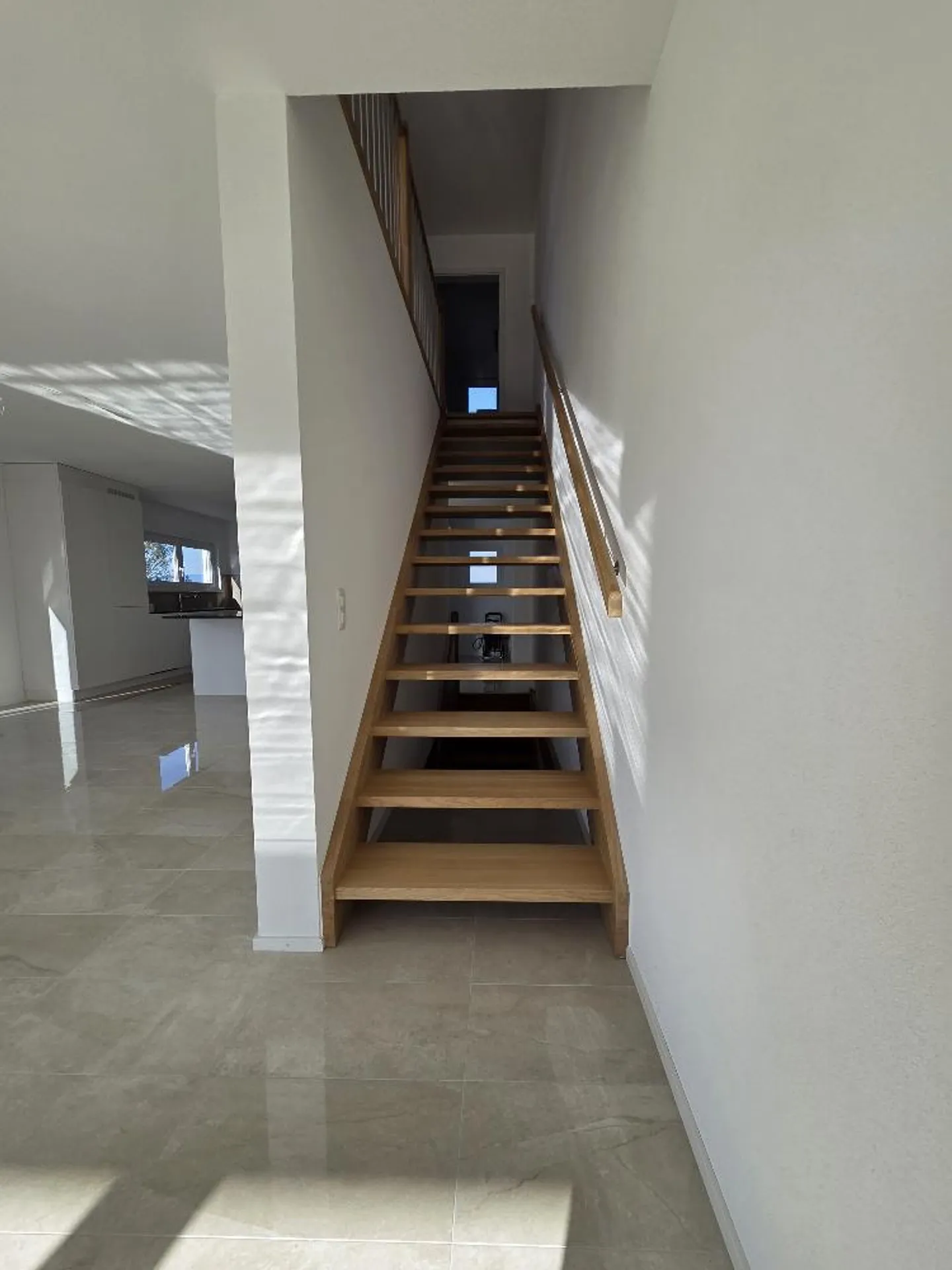 Villa moderne avec jardin - Photo 11 sur 13