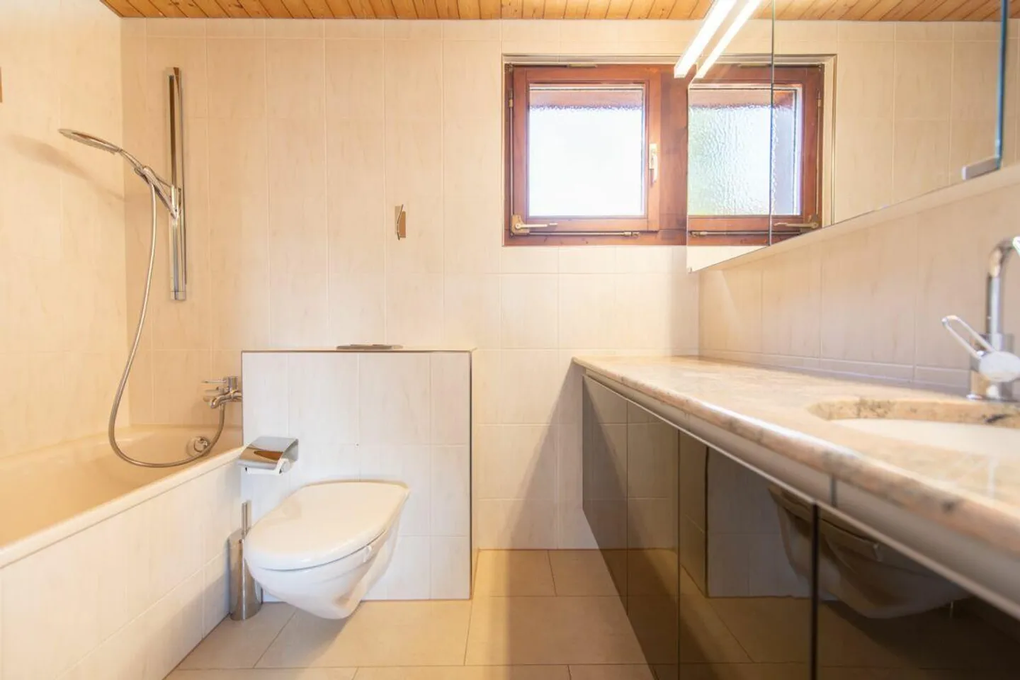 Idyllic and city-close: Your new home with a large sun terrace - Photo 15 of 22