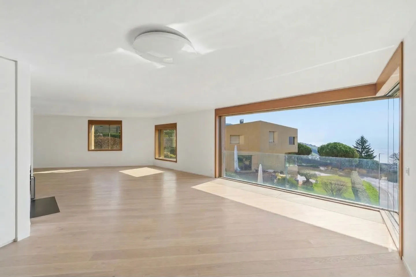 Magnificent Apartment - Lutry - Photo 3 of 10