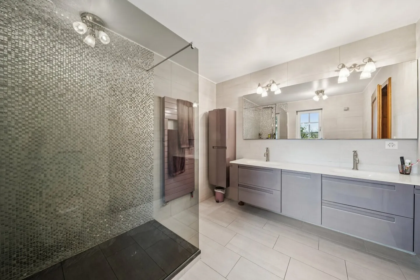 Luxueuse villa individuelle dans quartier prisé - Photo 12 sur 21