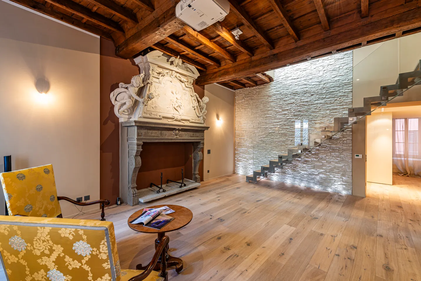 Duplex in Casa Storica - Foto 1 di 21