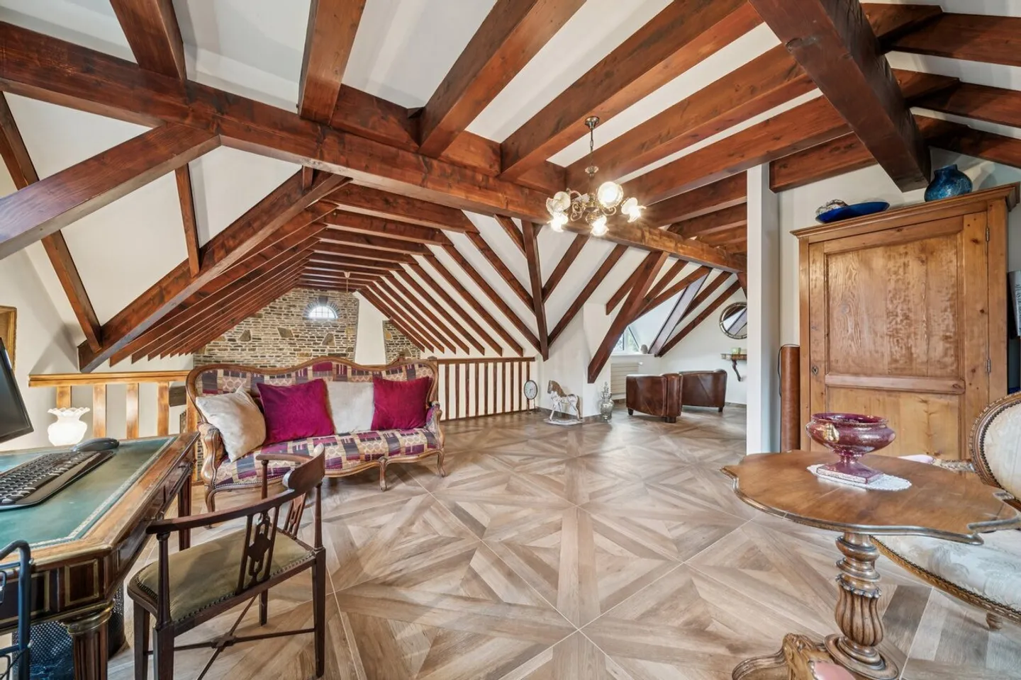 Luxueuse villa individuelle dans quartier prisé - Photo 15 sur 21