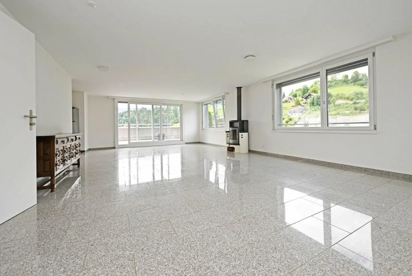 Bien d'investissement : Immeuble collectif avec 18 appartements, 16 garages et ... - Photo 15 sur 18