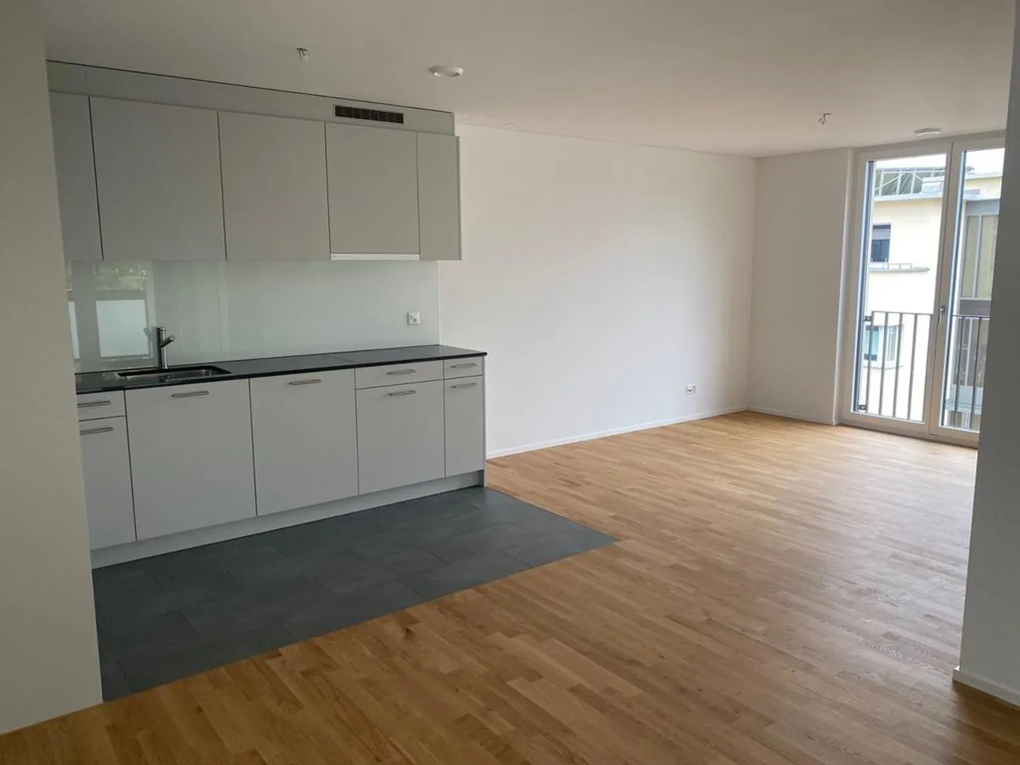 Modernes Apartment in der Natur - Foto 2 von 10