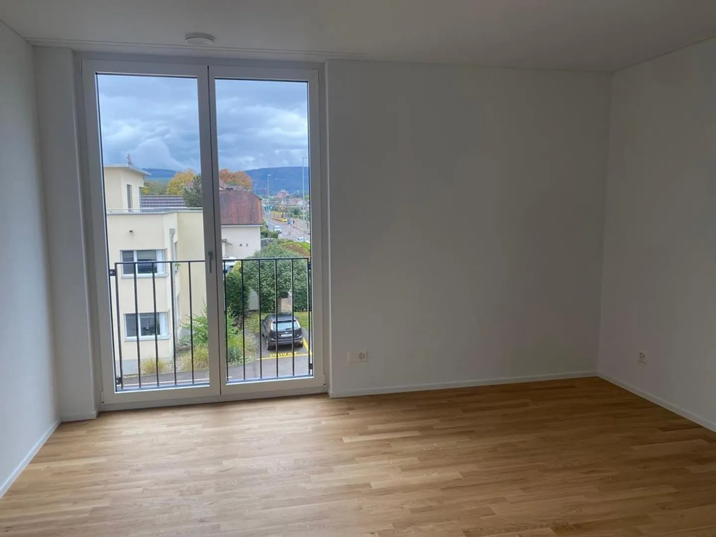 Modernes Apartment in der Natur - Foto 3 von 10