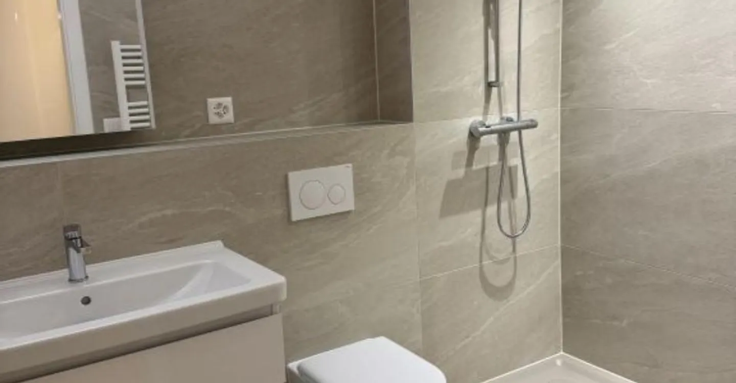 Appartement Attique Rénové - Photo 13 sur 13