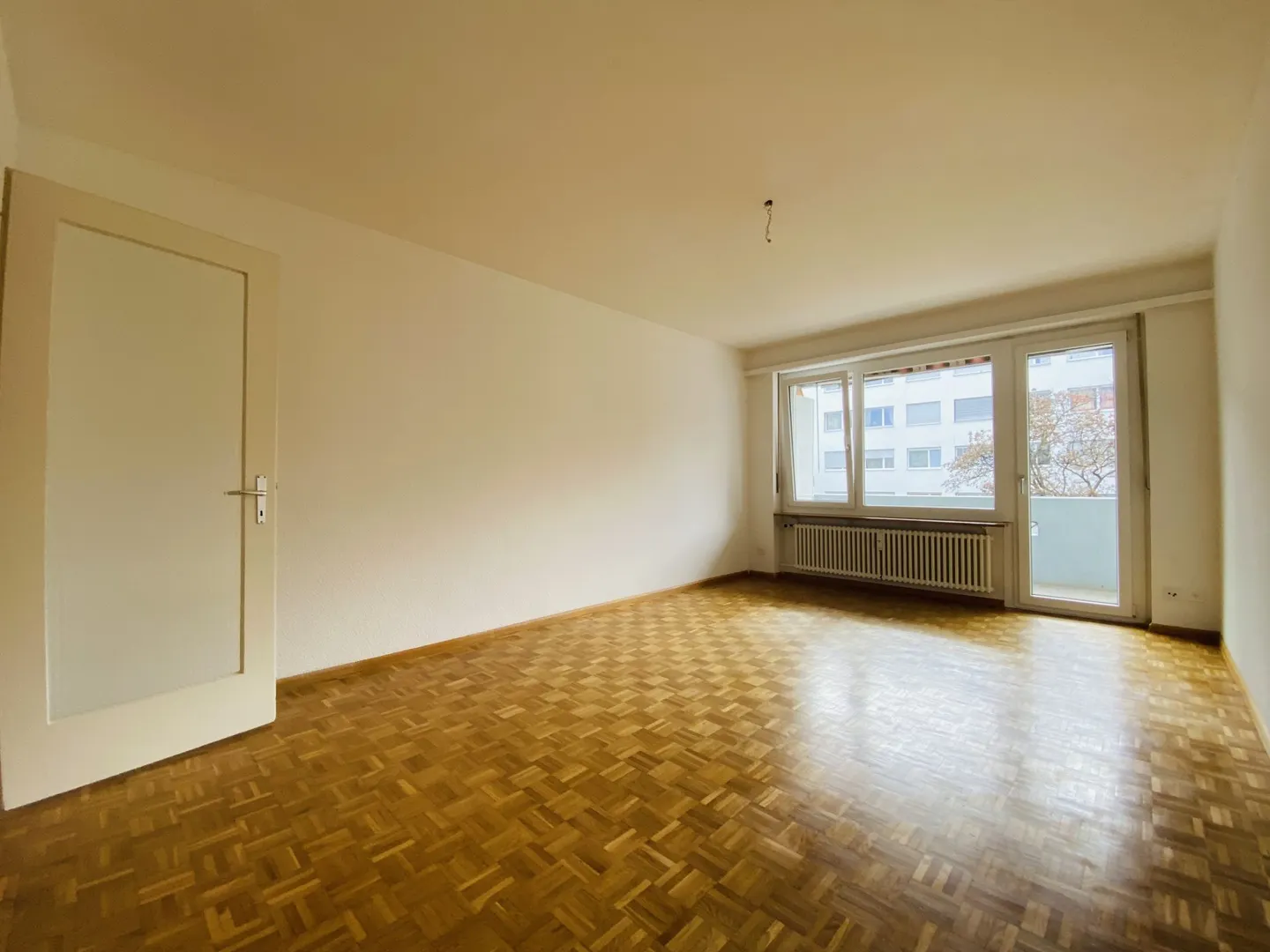 Helle 1,5-Zimmerwohnung mit Balkon - Foto 1 von 5