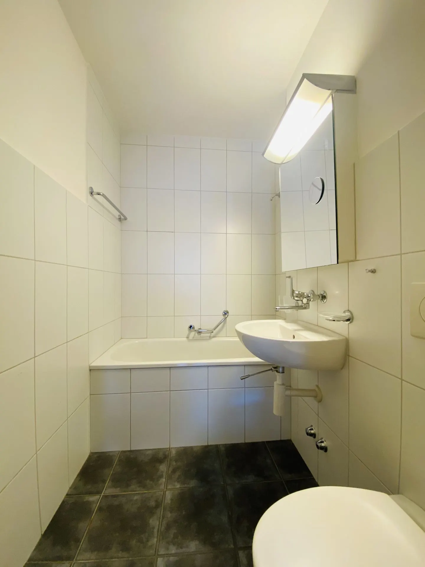 Helle 1,5-Zimmerwohnung mit Balkon - Foto 4 von 5