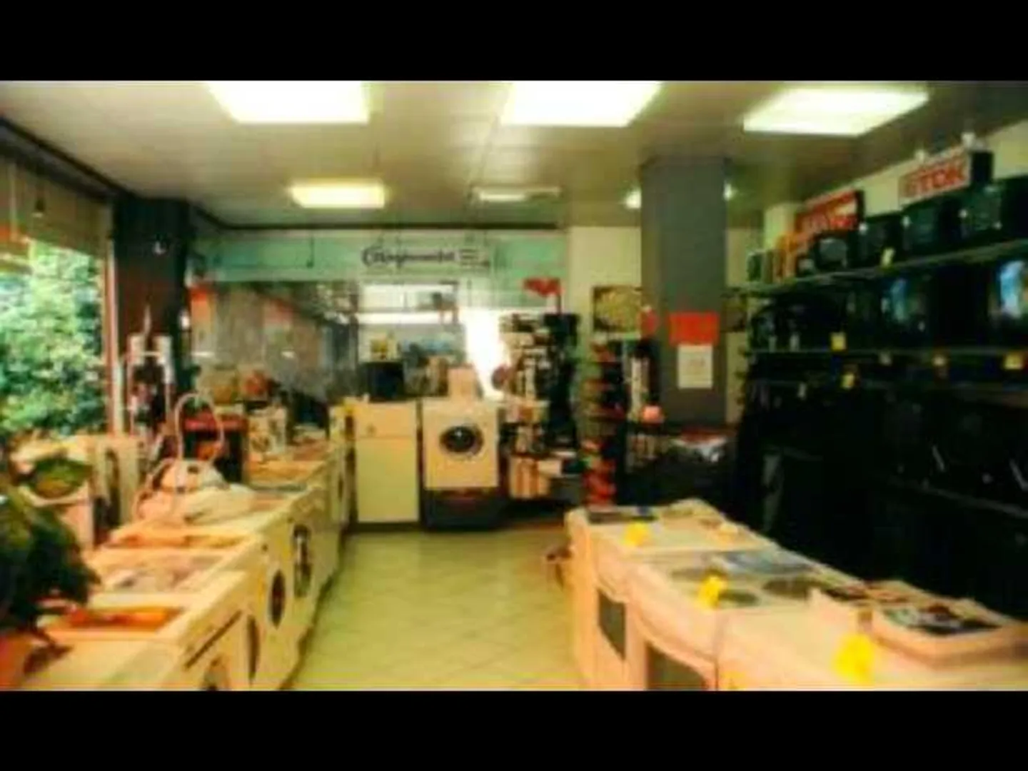 Spazio Commerciale nel Centro di Lugano - Foto 3 di 4