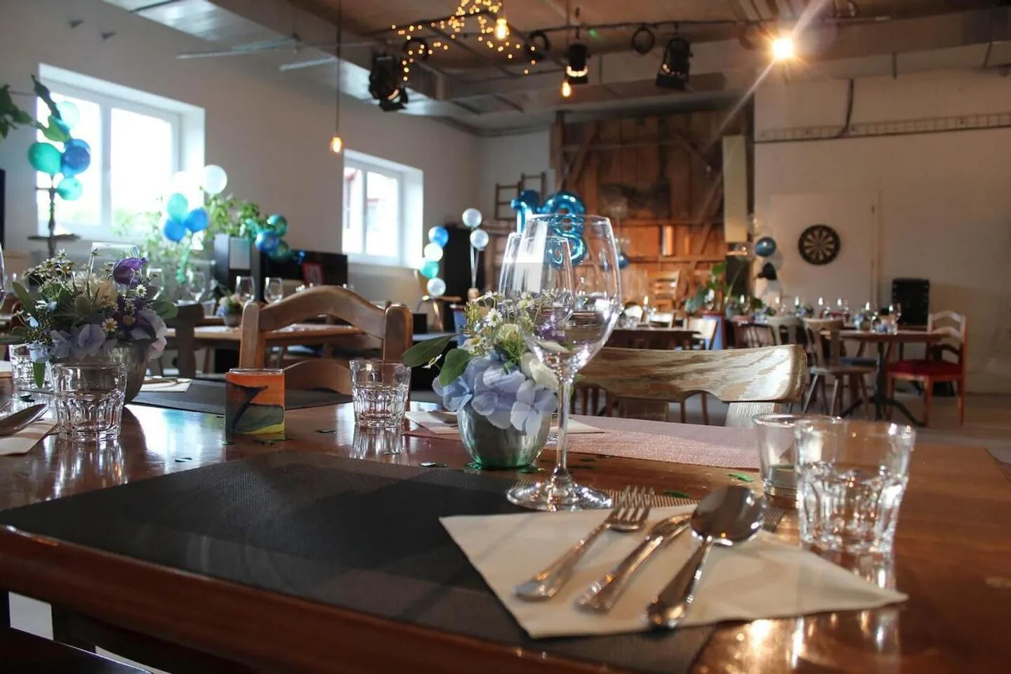 SCHMUCKSTÜCK IM DORFKERN - IDEAL FÜR GASTRO - Foto 1 von 4