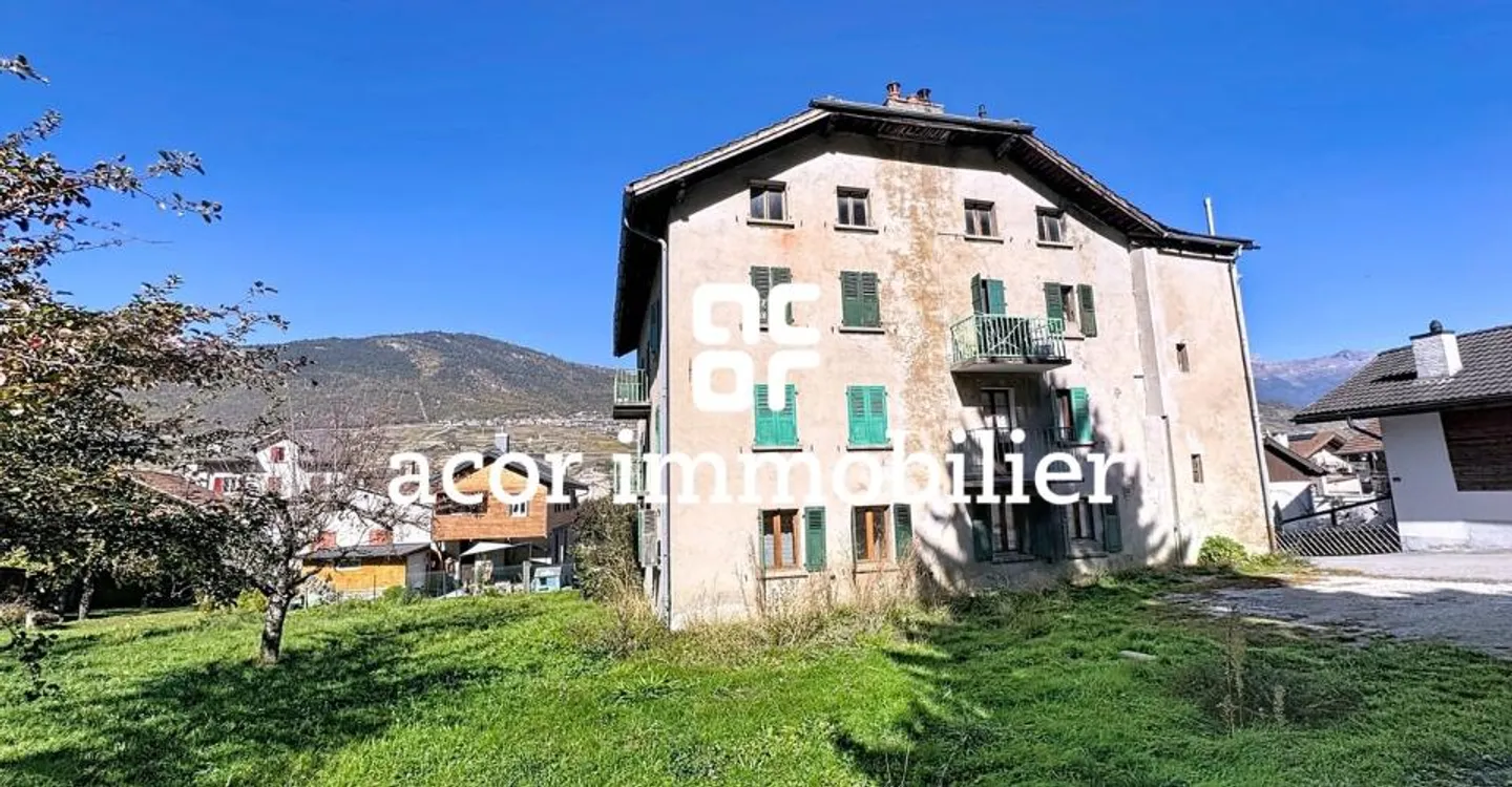 Charming Apartment in Grône - Photo 1 of 1