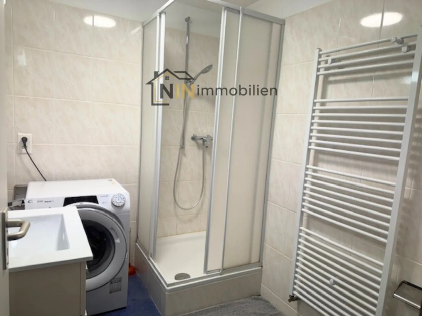 ARREDATO E PRONTO PER ESSERE ABITATO - Foto 5 di 6