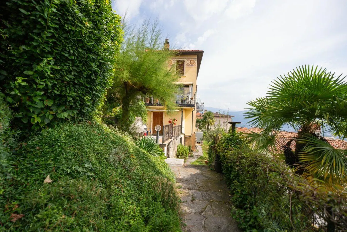 Villa d'epoca a Cademario - Foto 1 di 16