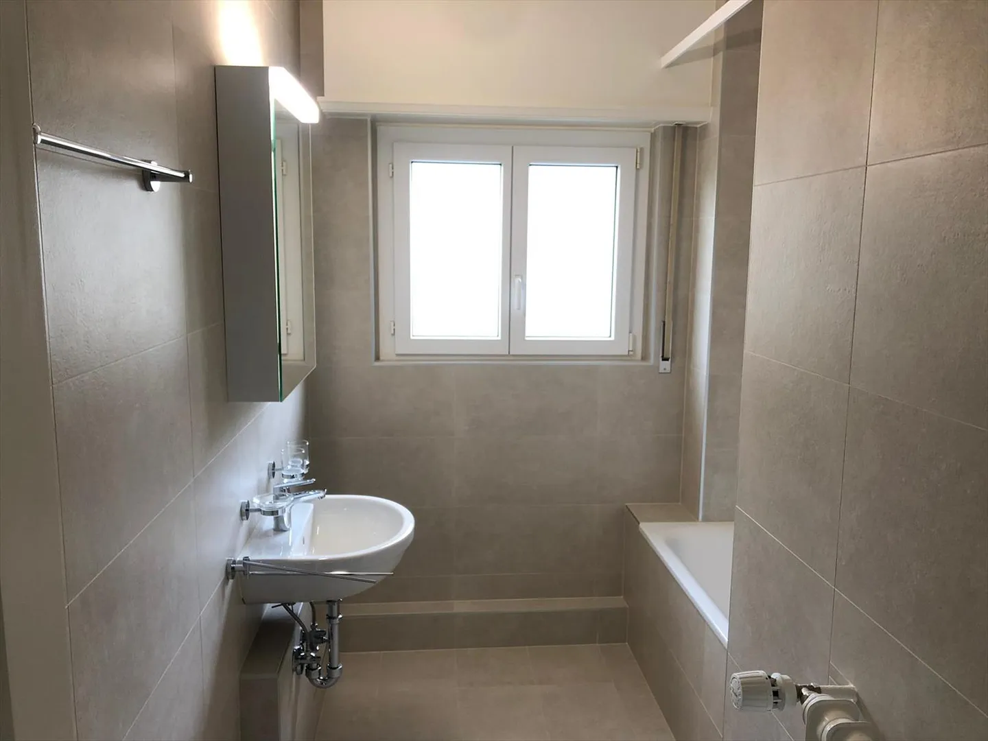Appartamento in affitto - Foto 5 di 8