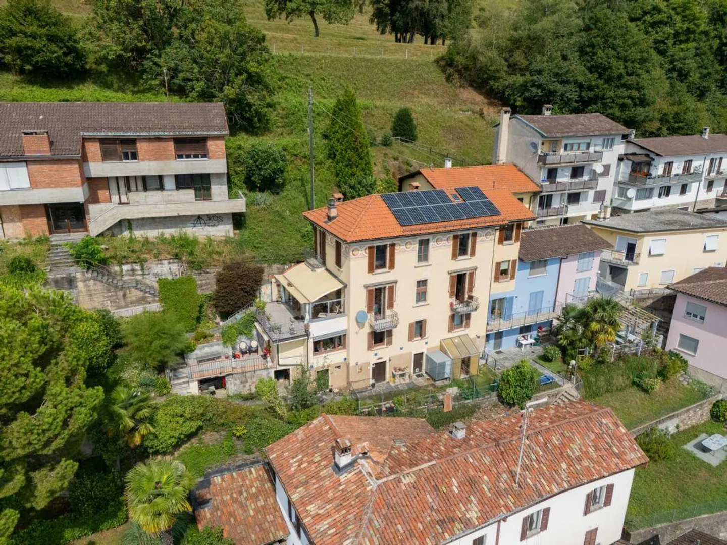 Villa d'epoca a Cademario - Foto 3 di 16