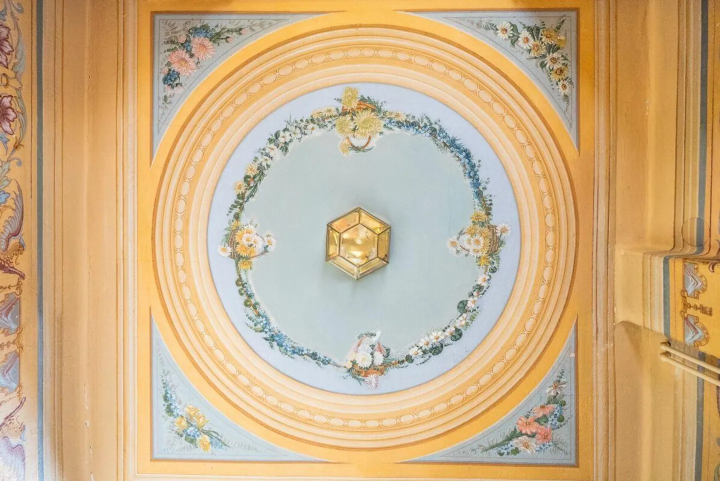 Villa d'epoca a Cademario - Foto 8 di 16