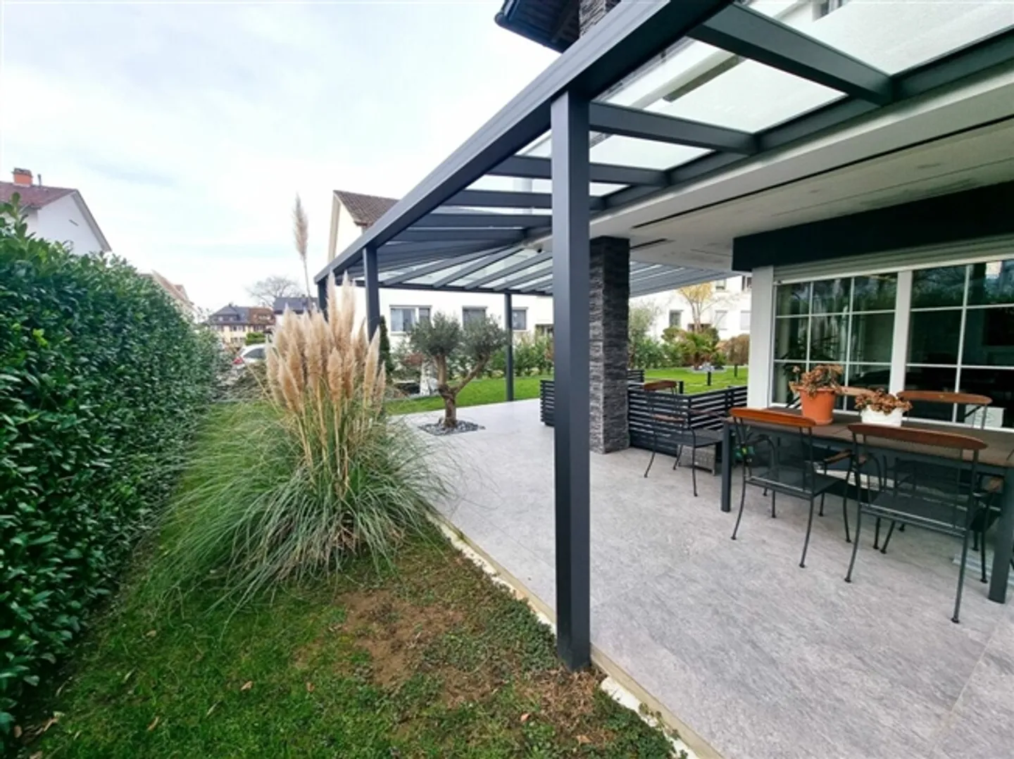 Exklusive Villa in Grenzach-Wyhlen - Foto 15 von 16