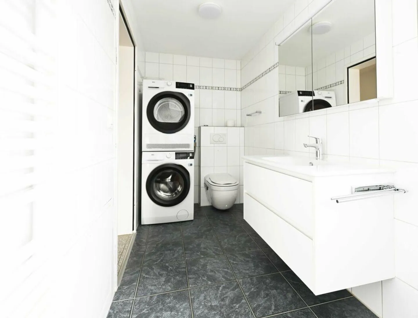 Bien d'investissement : Immeuble collectif avec 18 appartements, 16 garages et ... - Photo 18 sur 18