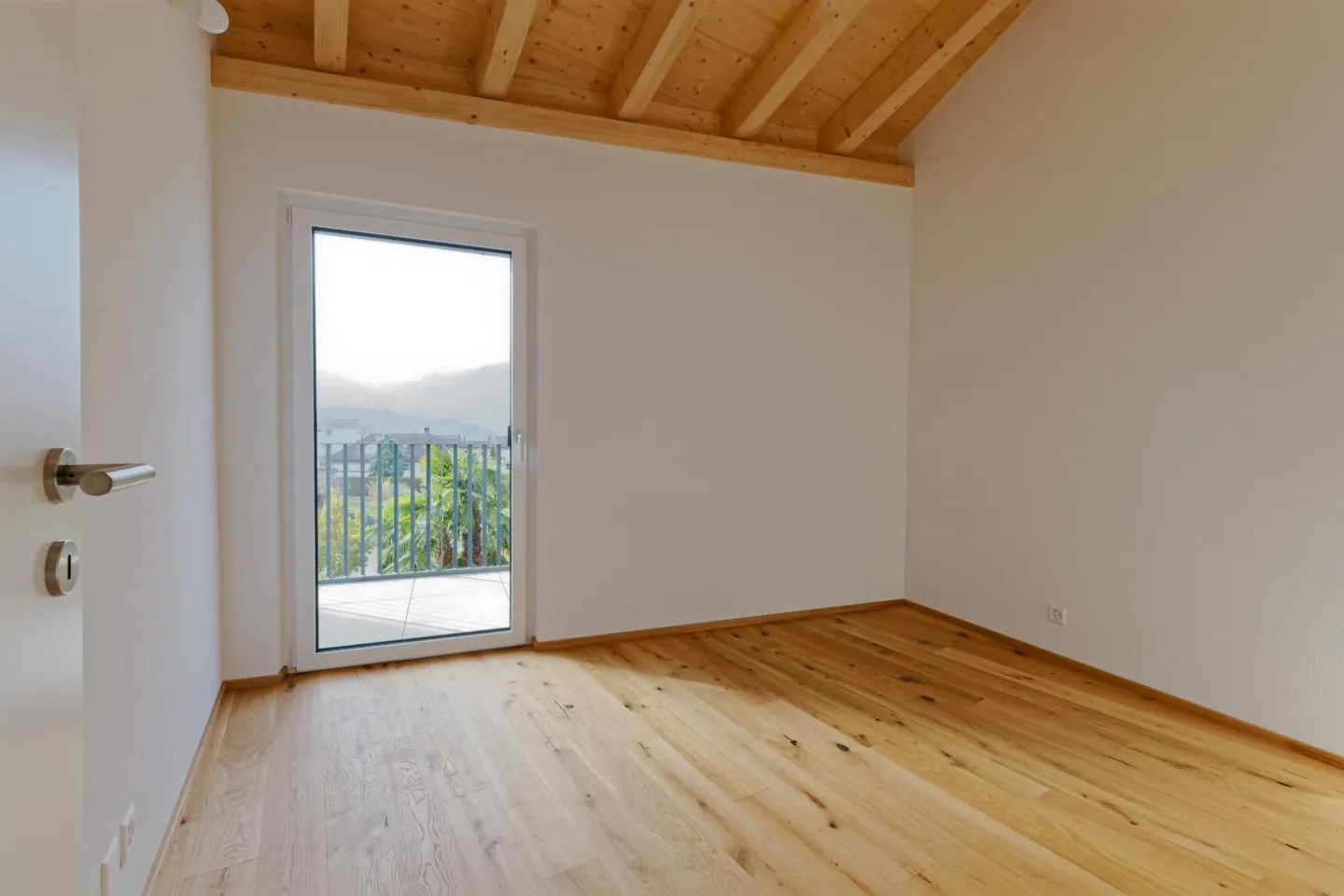 Dachgeschoss 3,5 Zimmer - Foto 4 von 9