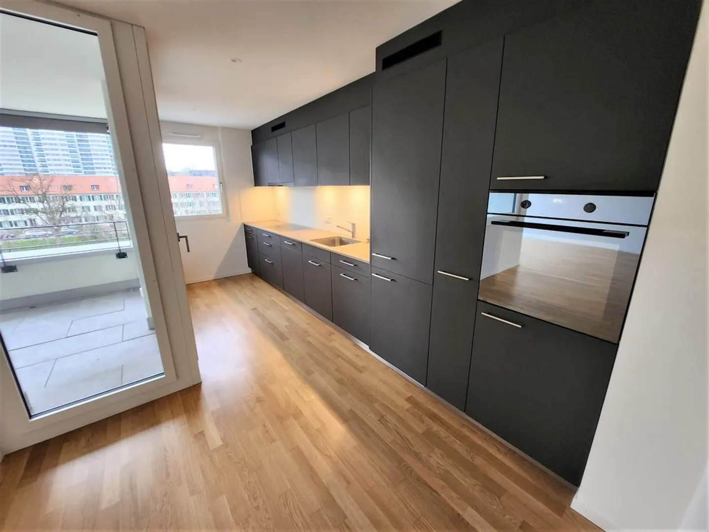 Helle 4.5-Zimmerwohnung mit Blick - Foto 2 von 9