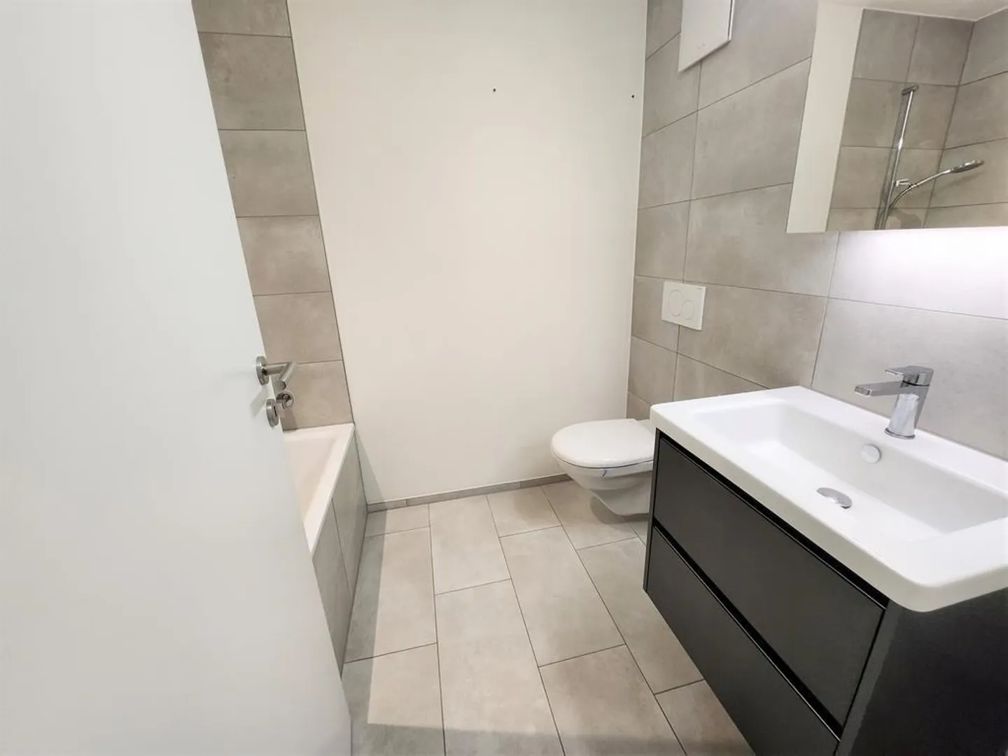 Helle 4.5-Zimmerwohnung mit Blick - Foto 7 von 9