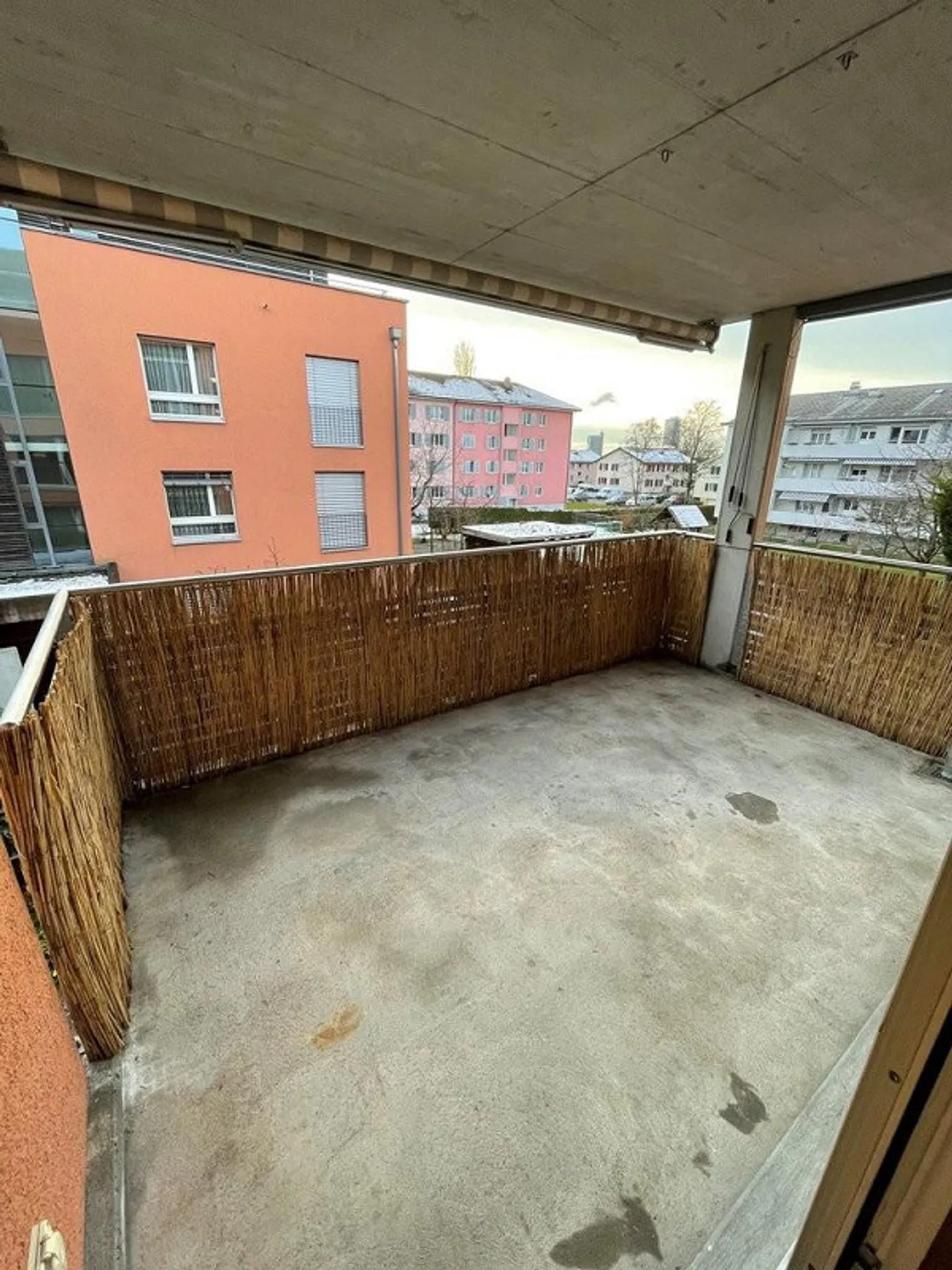 Ampio appartamento di 5 1/2 locali a Ostermundigen - Foto 12 di 12
