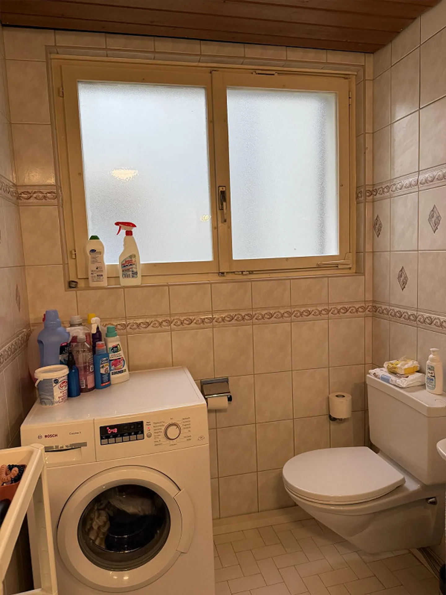 Ampio appartamento di 1,5 stanze in affitto nel centro città - Foto 7 di 8