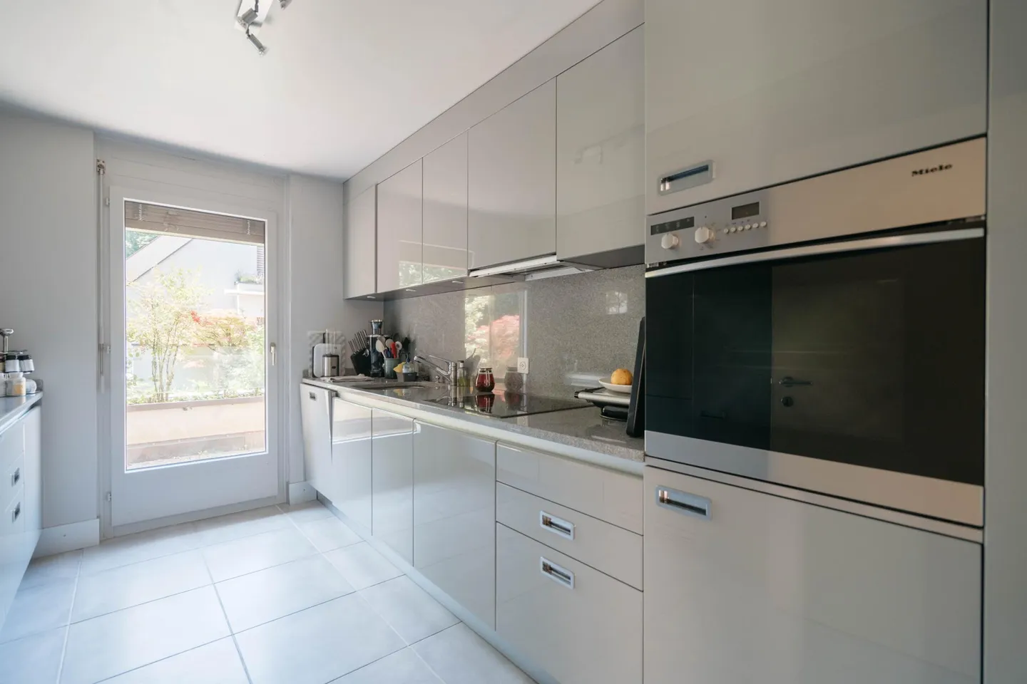 The Terraces of Florissant - 5.5 Room Apartment in the Heart of Greenery - Photo 2 of 6