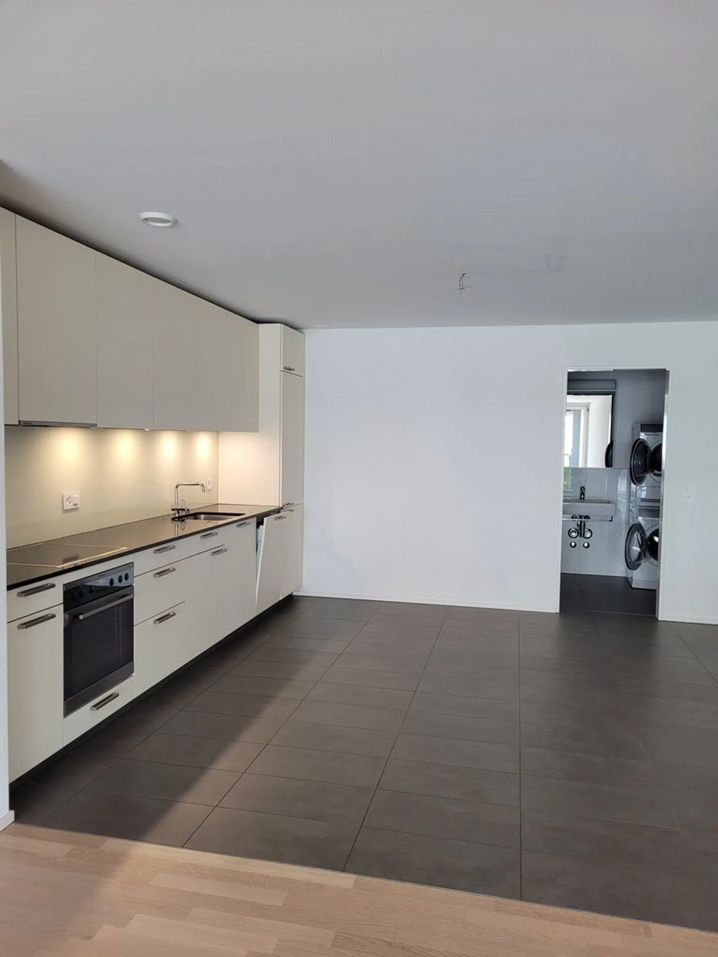 Charmante 2.5 Zimmer Wohnung in Pfäffikon ZH - Foto 4 von 11