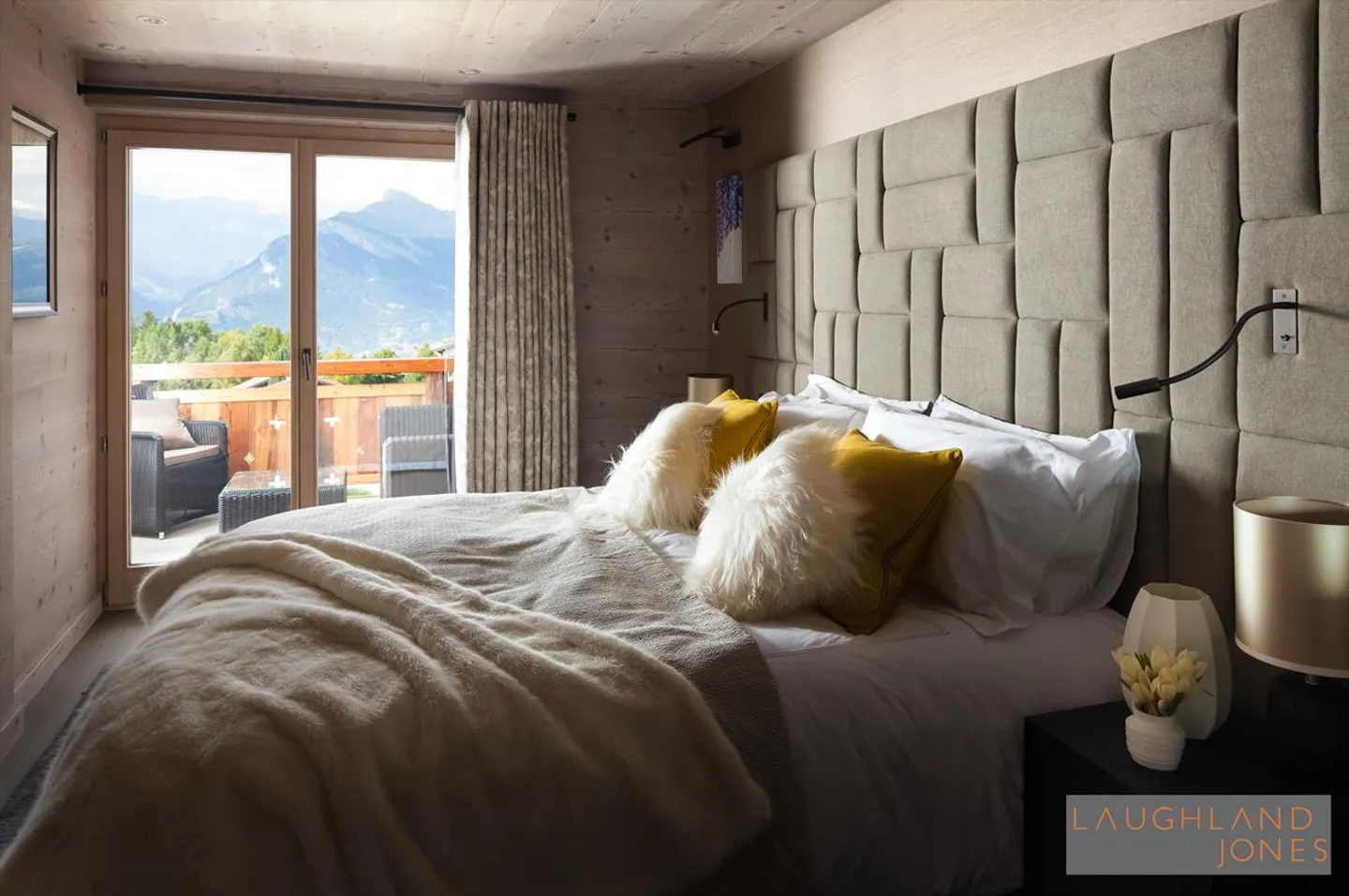 Ideale posizione di fronte alla pista di pattinaggio all'aperto di Nendaz e all'Hôtel Nendaz 4 Vallées & SPA, la residenza di prestigio The Haven (H4VEN) offre un rifugio di pace nel cuore della stazione ... - Foto 4 di 9