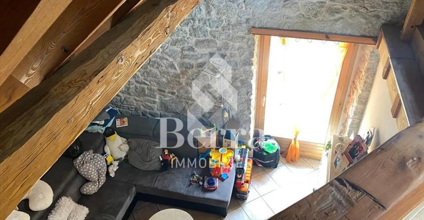 Charmant Appartement en Duplex - Photo 3 sur 13