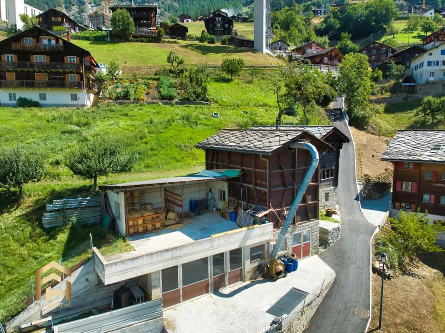 Charming Barn with Versatile Potential and Stunning Views - Photo 3 of 9