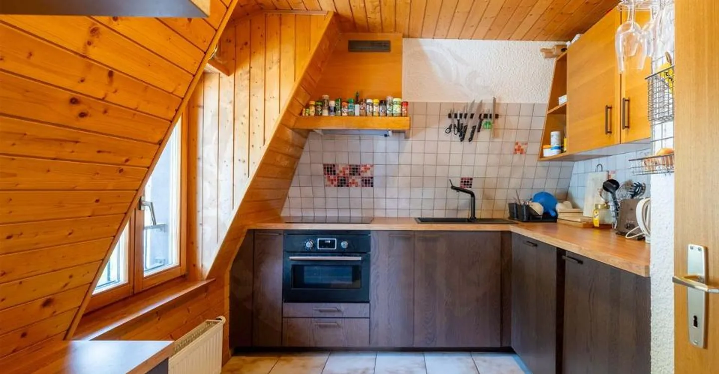 Charmant Appartement Sous Comble à Morcles - Photo 4 sur 12
