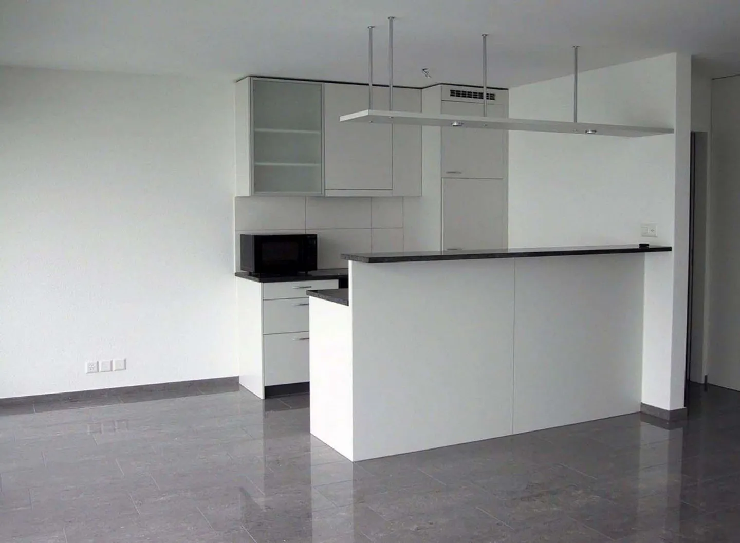 Modernes 2.5-Zimmer-Apartment - Foto 4 von 6
