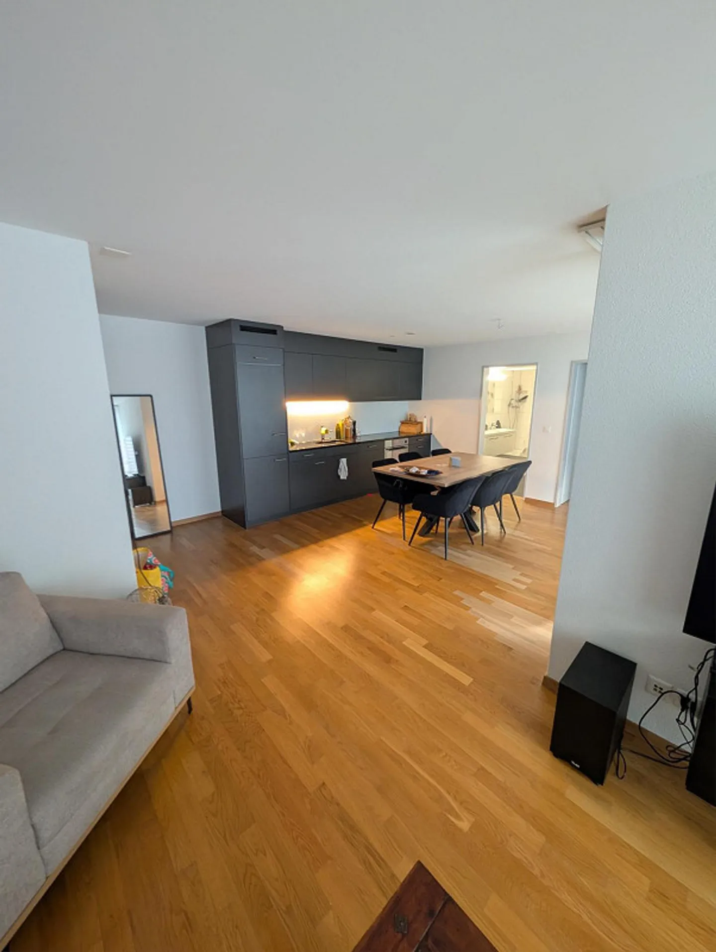 Moderne 2.5-Zimmer-Wohnung in Goldach - Foto 3 von 11
