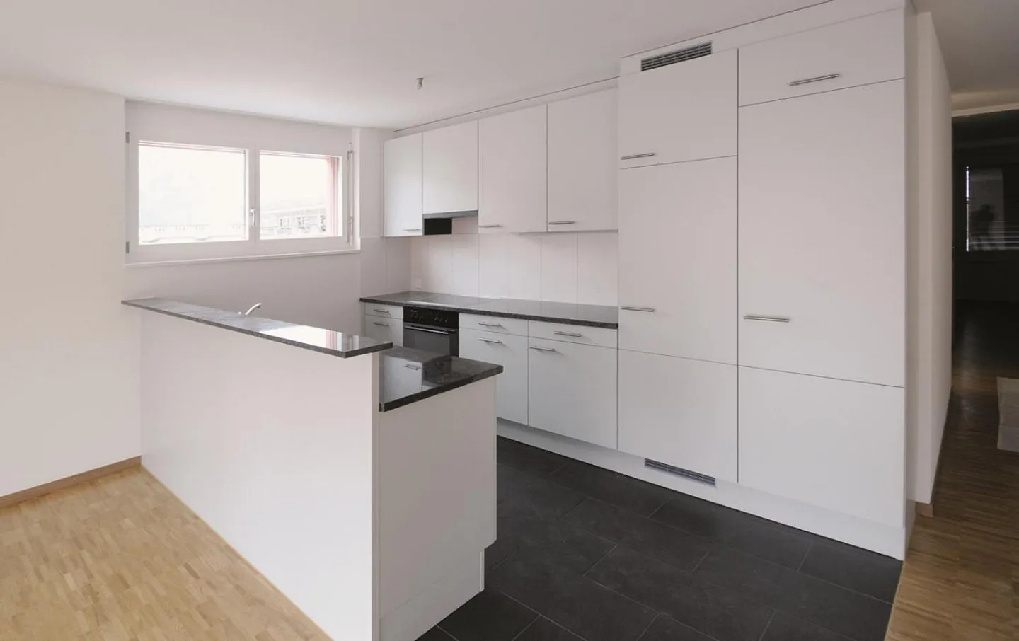Appartement spacieux de 5½ pièces au 1er étage - Photo 1 sur 5