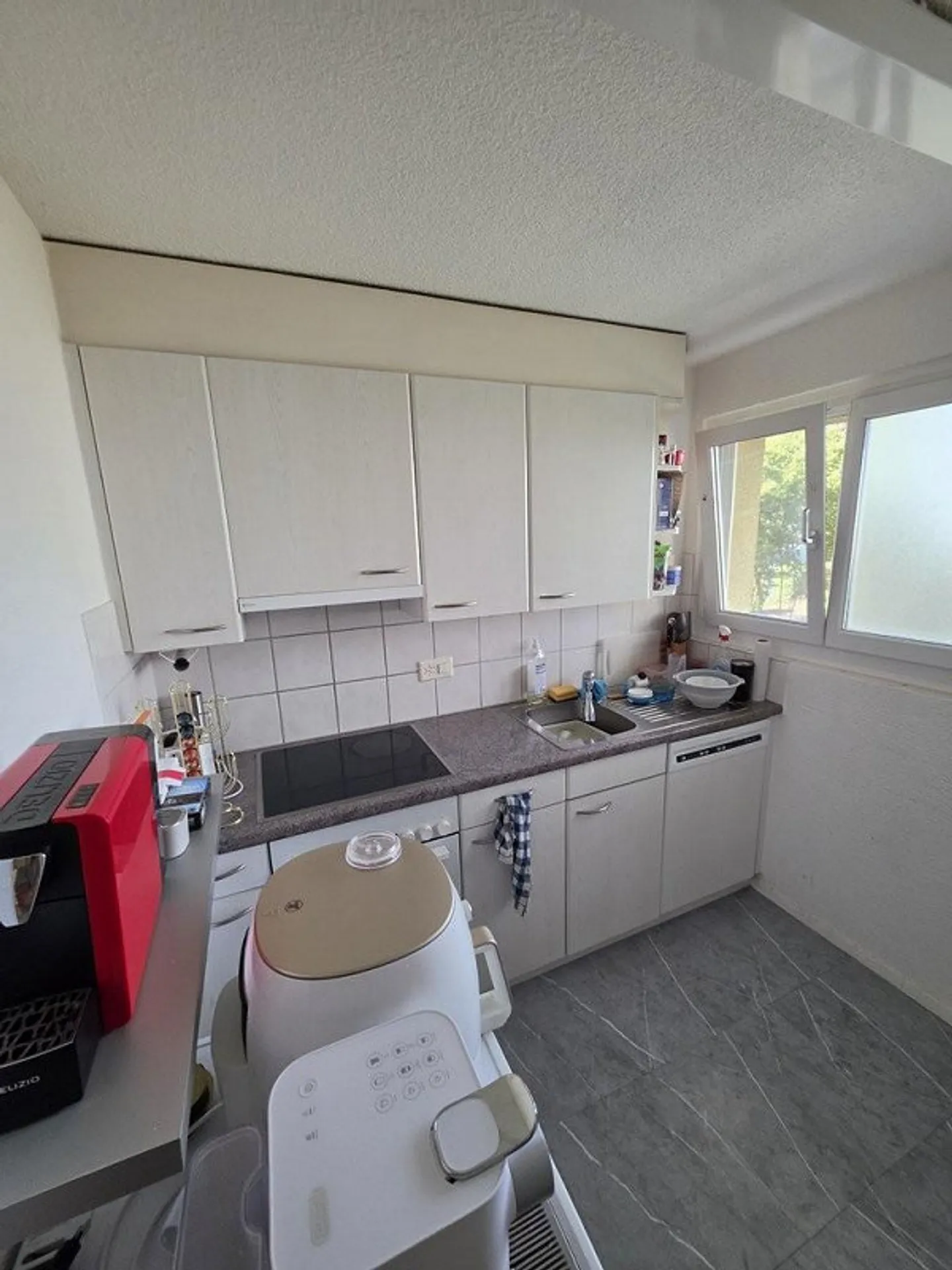 Helle 2.5-Zimmer-Wohnung - Foto 2 von 9