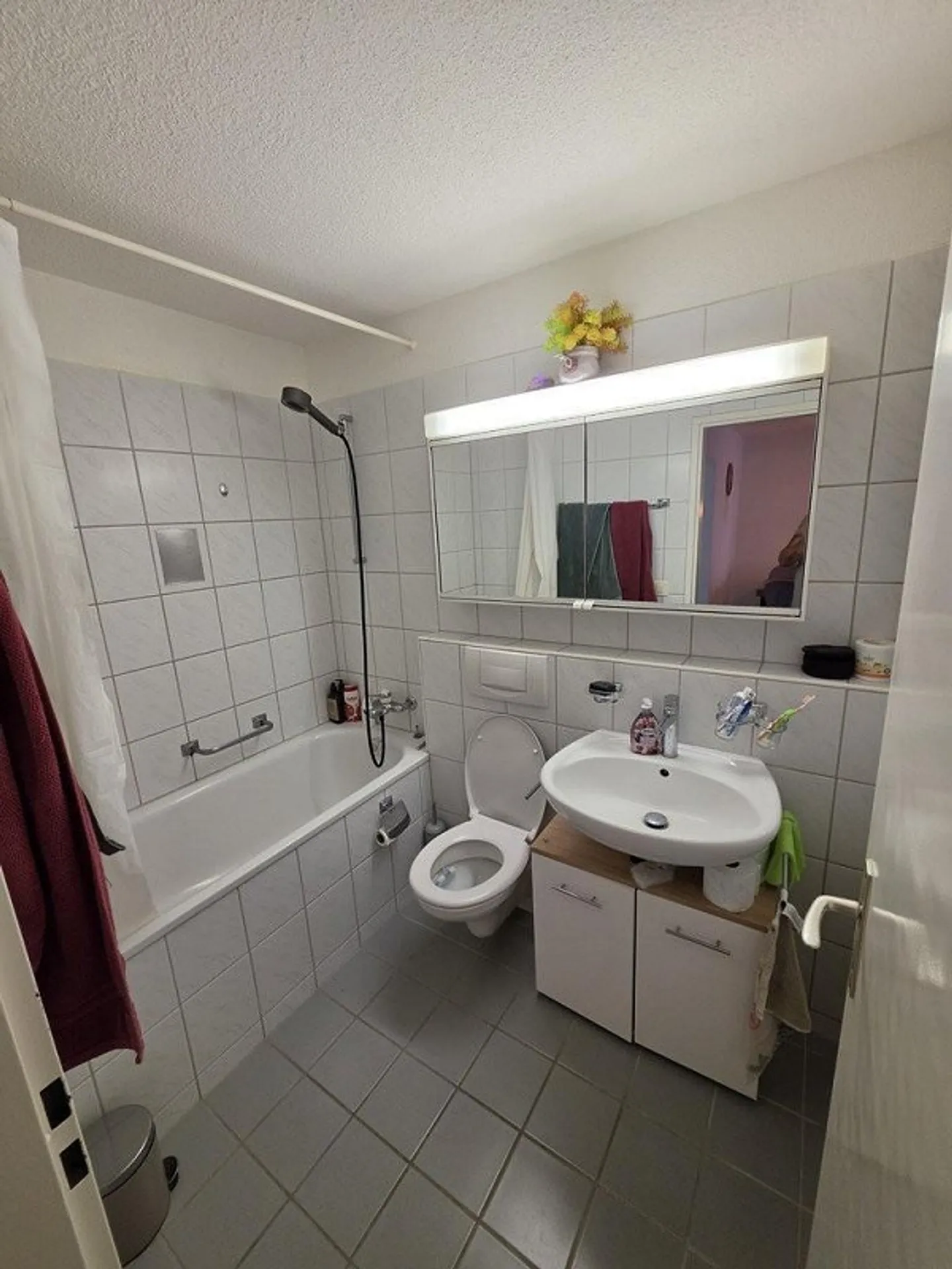 Helle 2.5-Zimmer-Wohnung - Foto 3 von 9