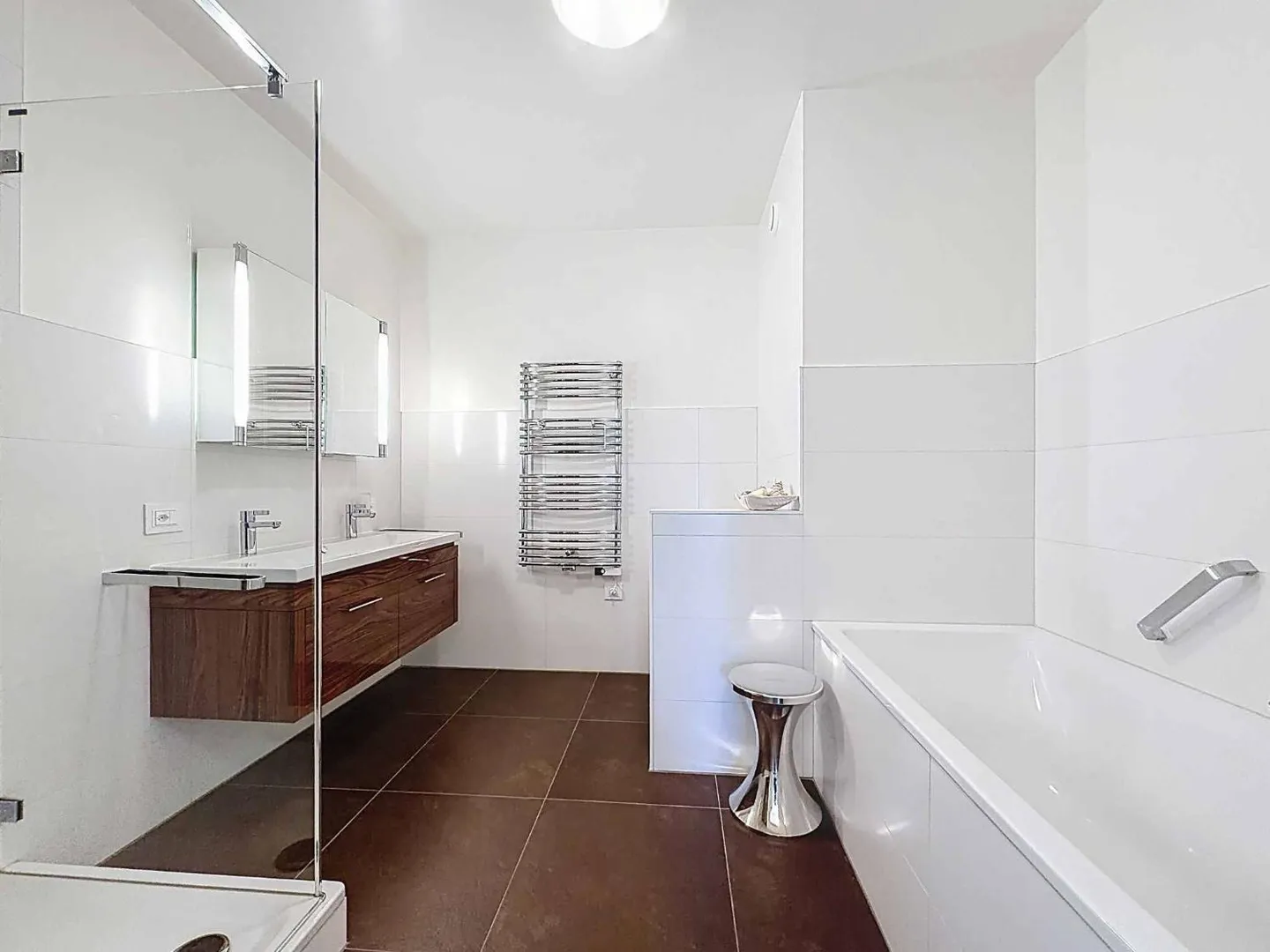 Top floor 6.5 rooms - Photo 8 of 12