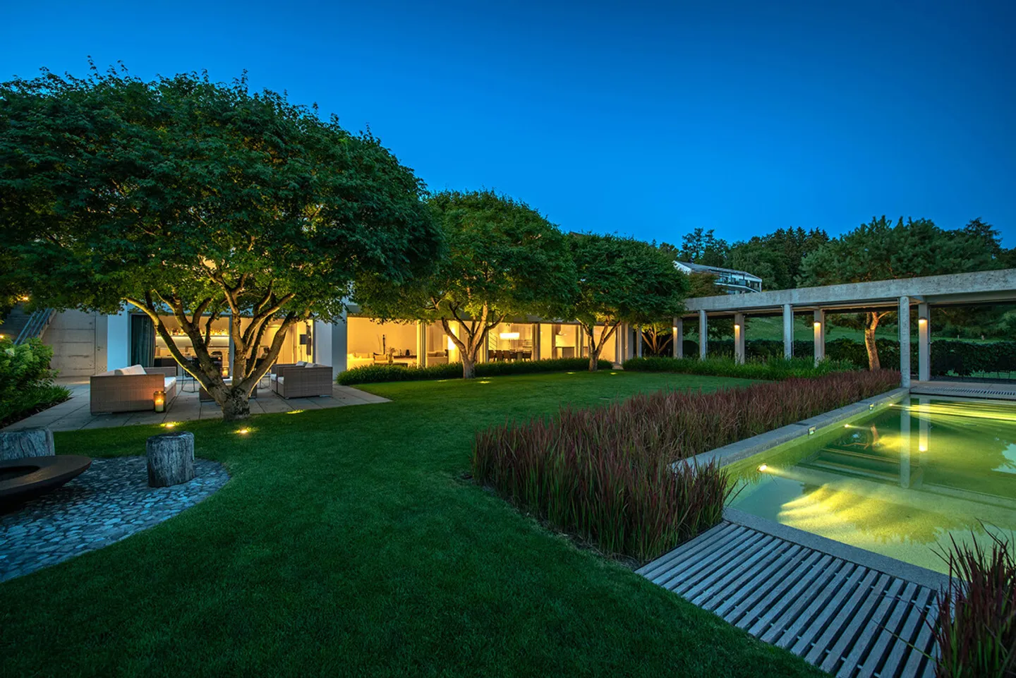 Vie élégante - une occasion rare - Photo 1 sur 5