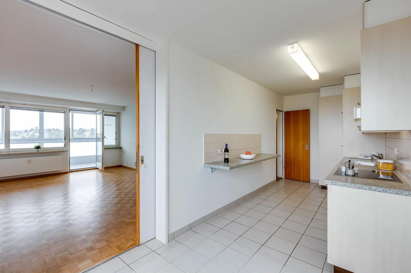 Appartamento luminoso con ottimale disposizione degli spazi e regalo di benvenuto! - Foto 8 di 12