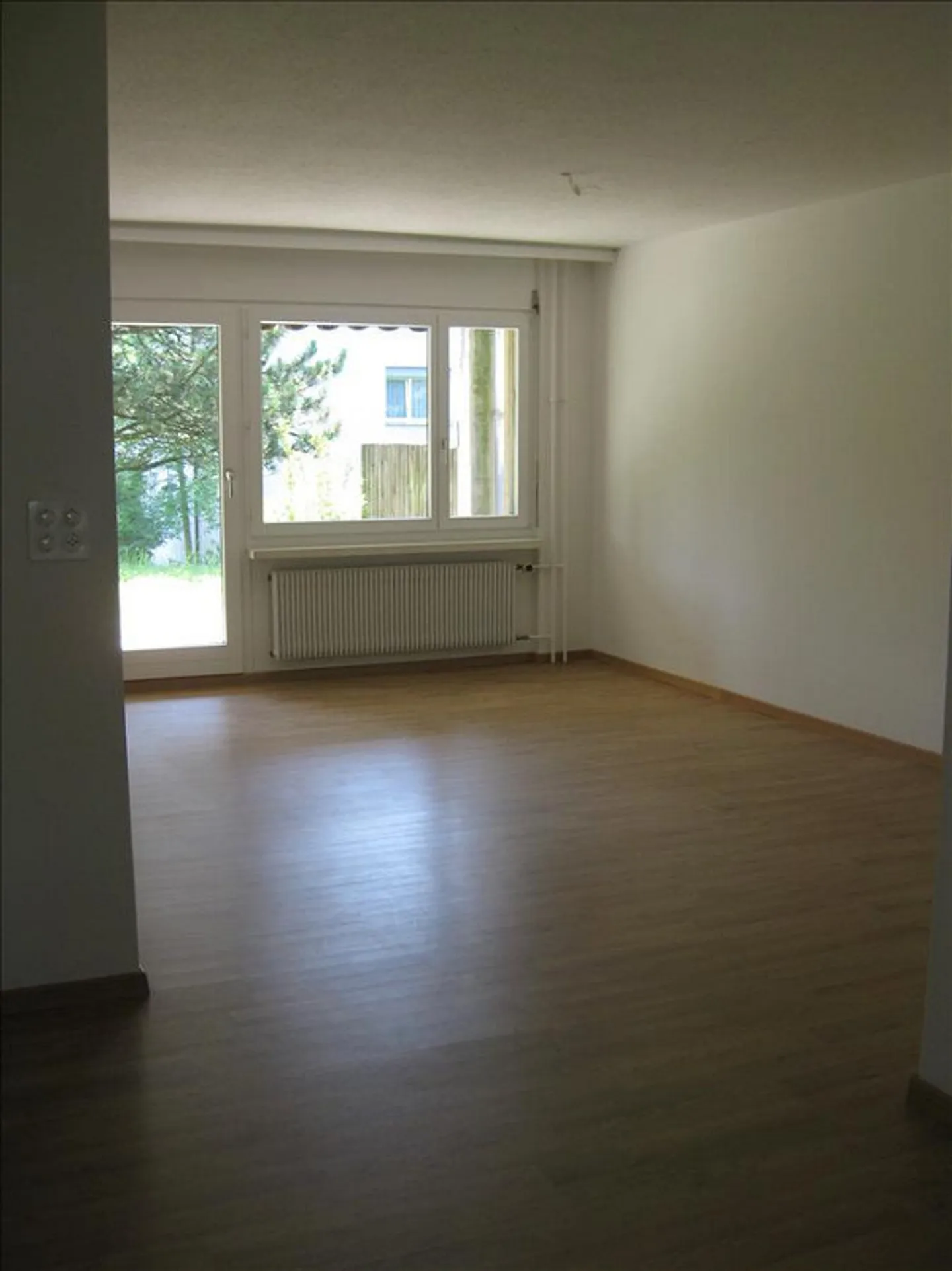 Charmante Wohnung in Grüner Lage - Foto 2 von 5