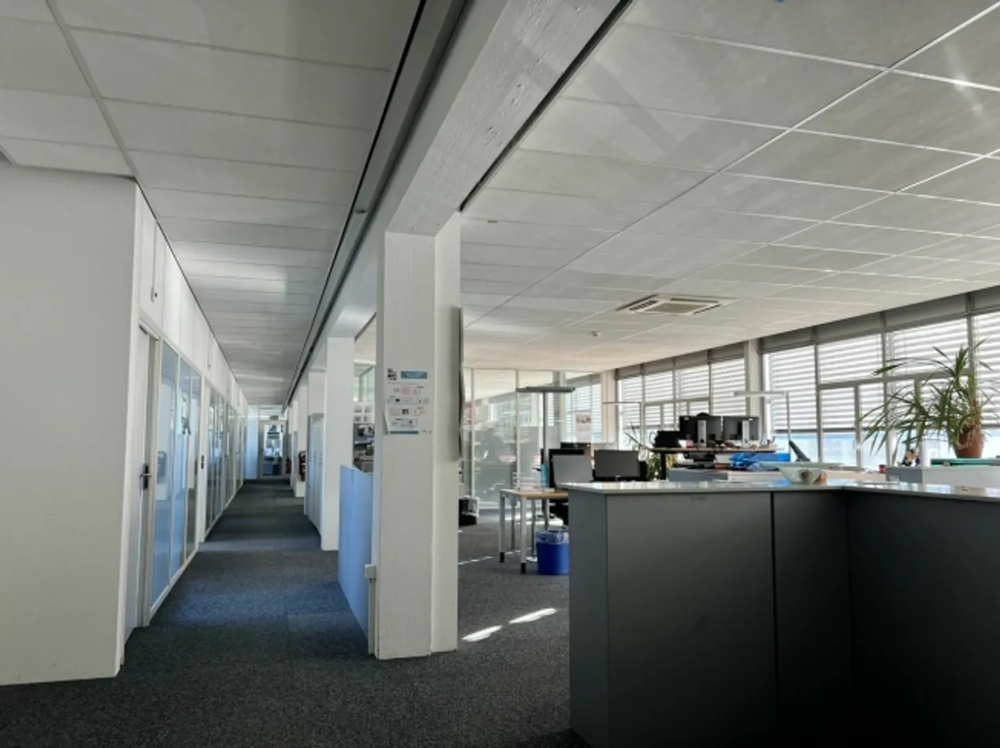 Bureaux | 400m2 | Bonnes possibilités d'accès - Photo 1 sur 5