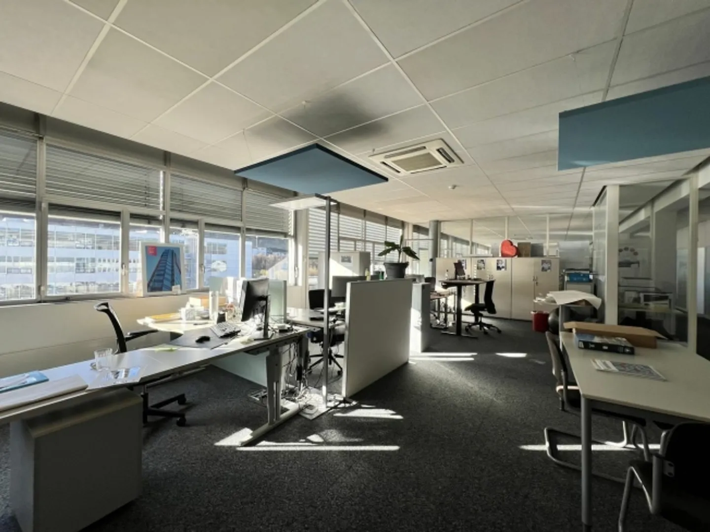 Bureaux | 400m2 | Bonnes possibilités d'accès - Photo 4 sur 5
