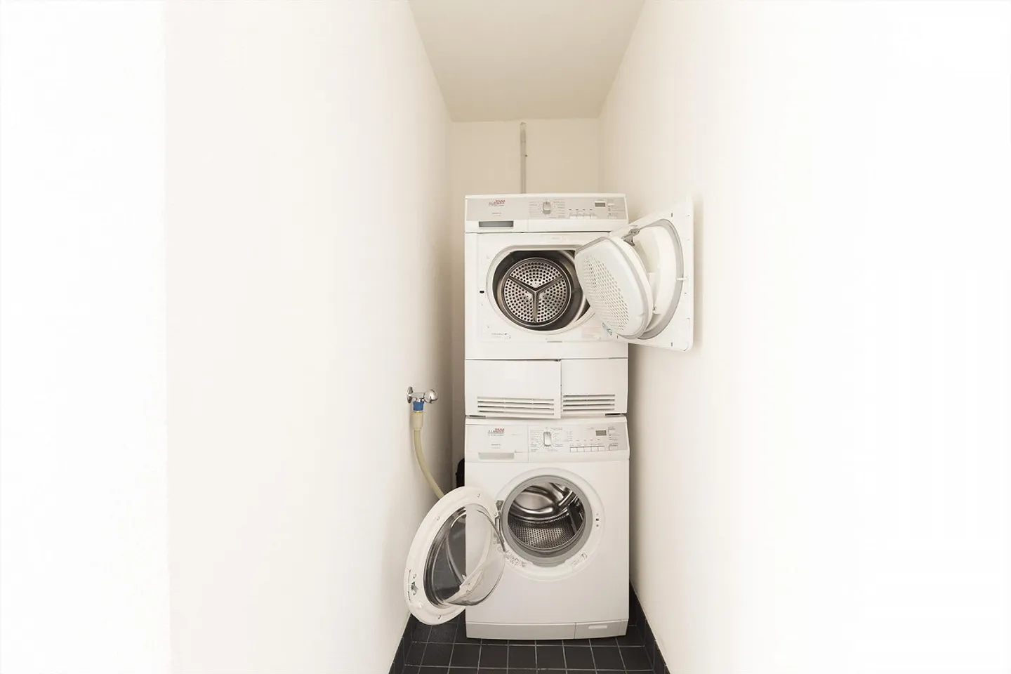 Spacious Apartment in Green Area - Photo 9 of 9