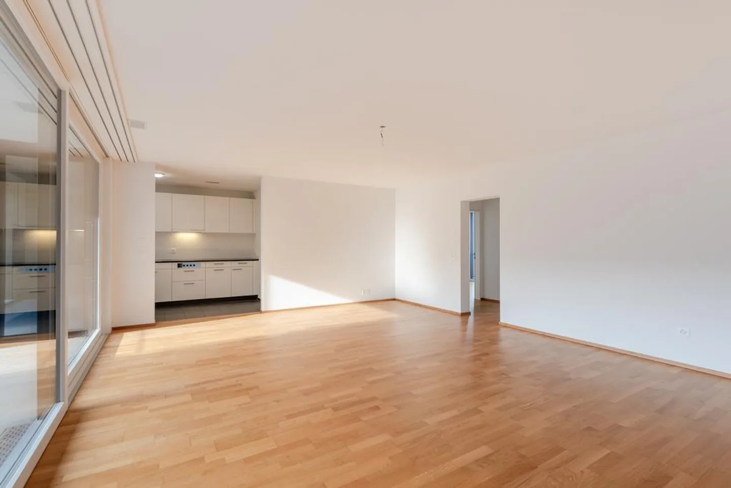 Appartamento accogliente di 3,5 stanze con balcone a Berna Brünnen - Foto 5 di 11