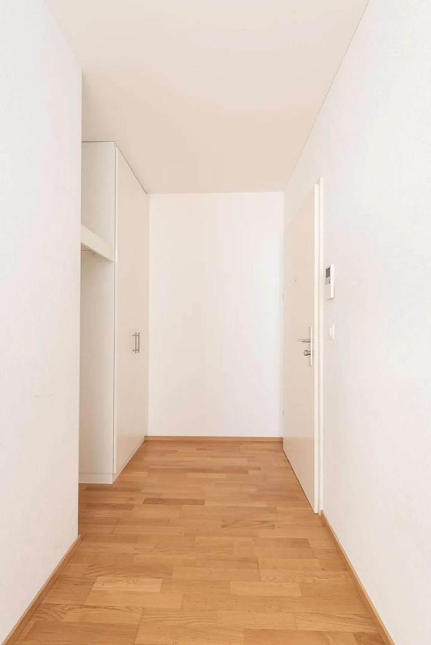 Appartamento accogliente di 3,5 stanze con balcone a Berna Brünnen - Foto 6 di 11