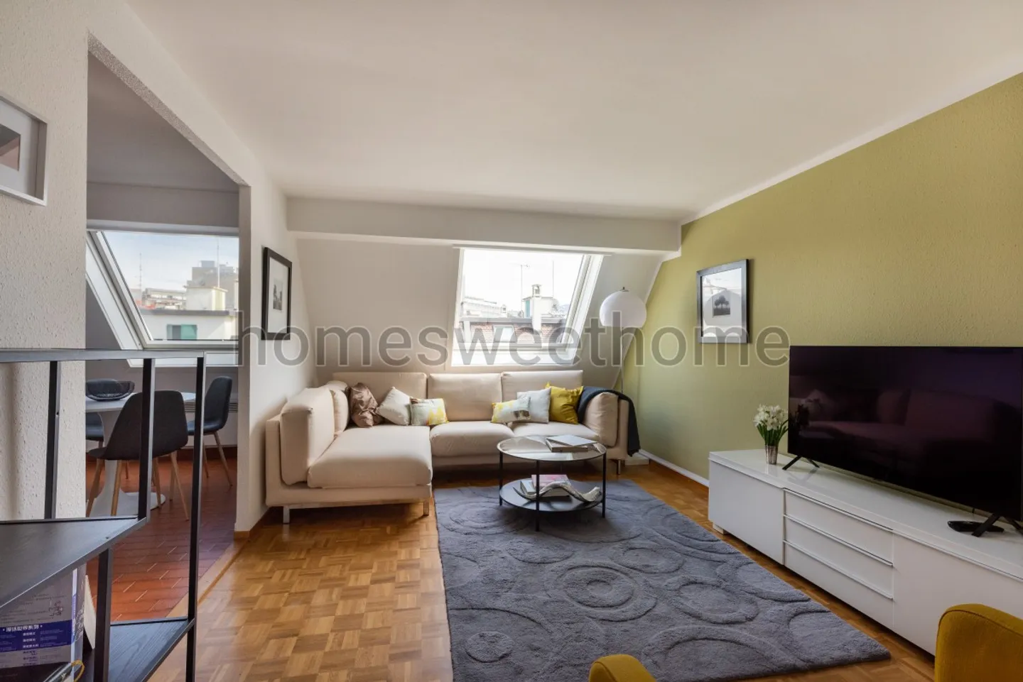 Appartamento arredato con 4 stanze - Foto 1 di 8